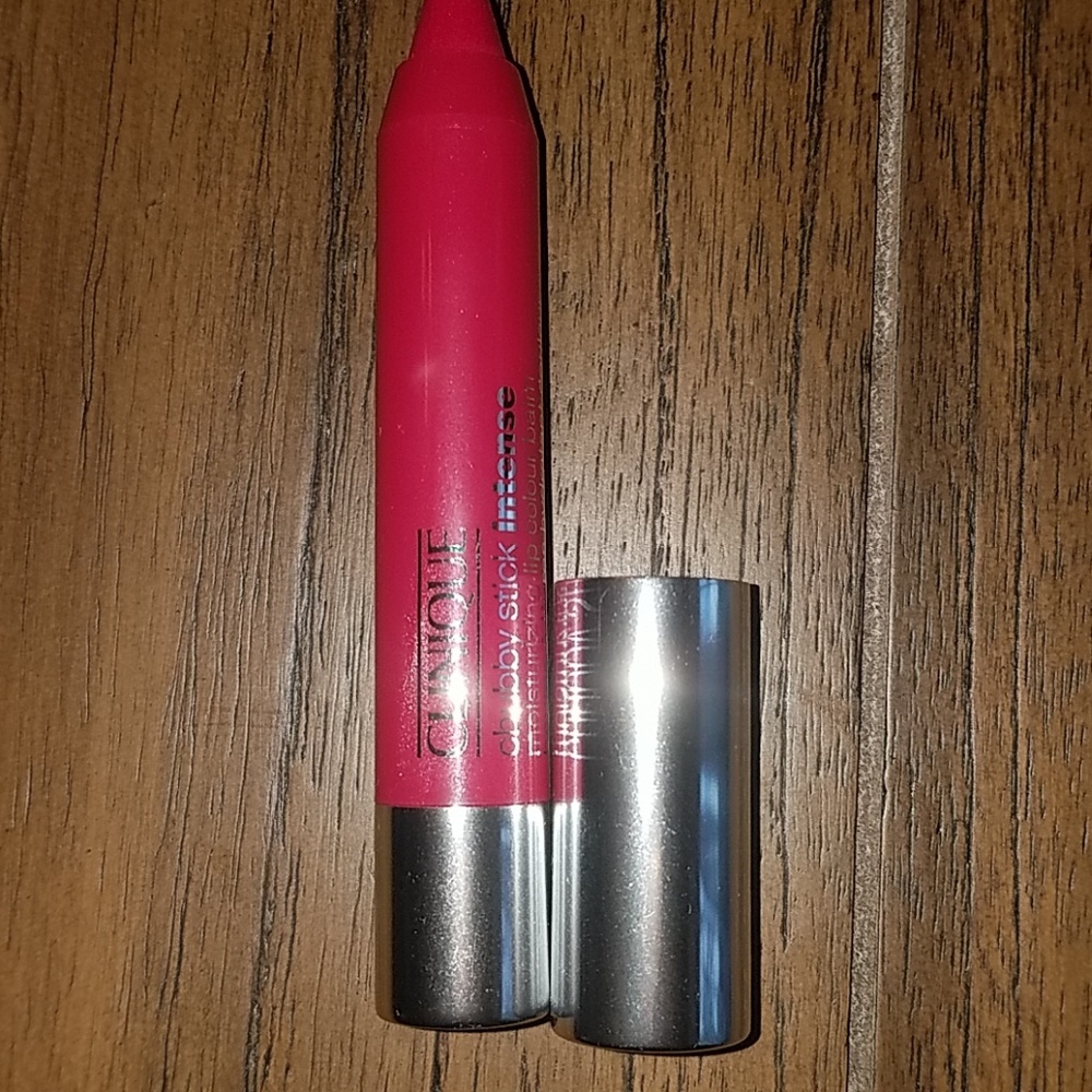 NEW Clinique Chubby Stick Lip - Plushest Punch 05